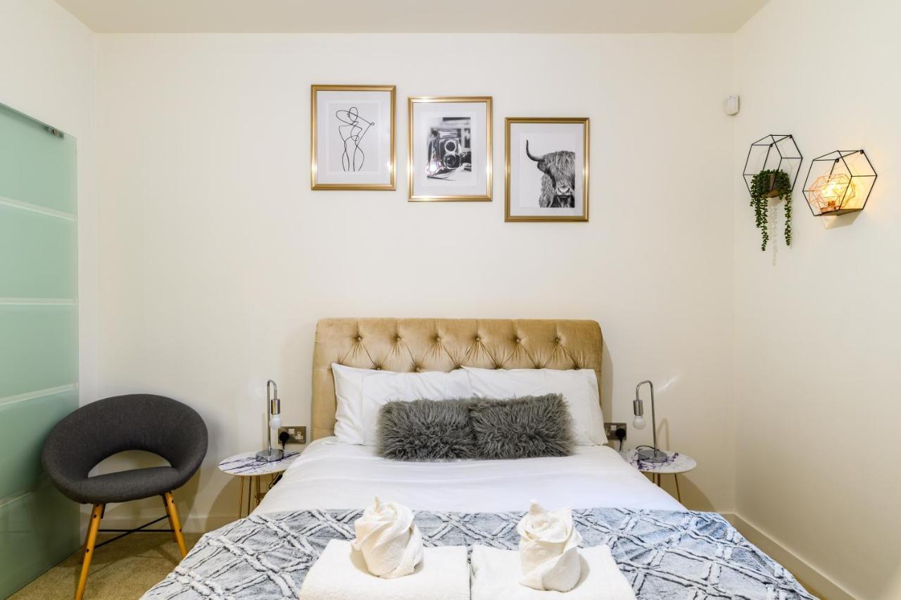 Comfy & Homely 2Bed Apartment - 5 Star Location แมนเชสเตอร์ ภายนอก รูปภาพ